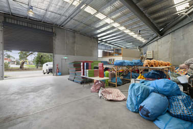 1/15 Burgess Road Bayswater North VIC 3153 - Image 2