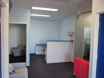 6/156 Boat Harbour Drive Pialba QLD 4655 - Image 2