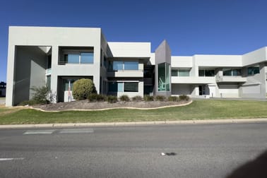 5 Stoneham Street Ascot WA 6104 - Image 2