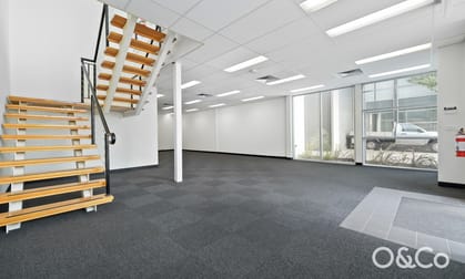 3/1 Rocklea Drive Port Melbourne VIC 3207 - Image 2