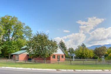 6879 Great Alpine Road Porepunkah VIC 3740 - Image 1