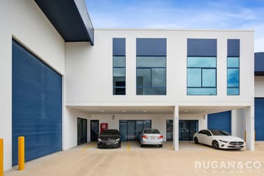 4/3-5 Hinkler Court Brendale QLD 4500 - Image 1