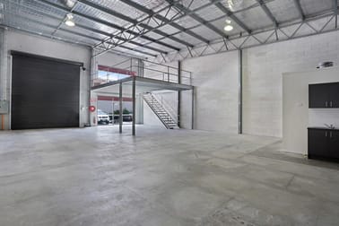 2/5 Paddock Place Rutherford NSW 2320 - Image 2