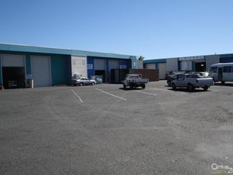 7/10 Dooly Street Park Avenue QLD 4701 - Image 2