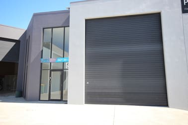 5/8 Centre View Drive Biggera Waters QLD 4216 - Image 2