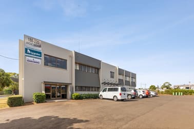 Suite 2/188-220 Anzac Avenue Harristown QLD 4350 - Image 2