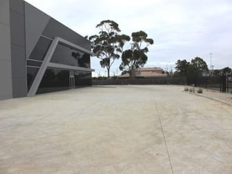 260 Fairbairn Road Sunshine West VIC 3020 - Image 2
