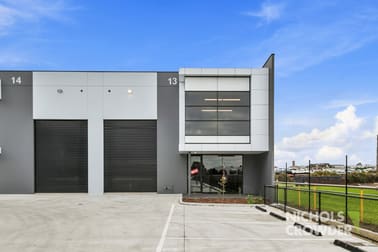 13 Aspen Circuit Springvale VIC 3171 - Image 1