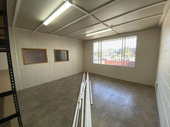 4/4 Hutchinson Street Burleigh Heads QLD 4220 - Image 3
