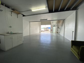 5/14 Fremantle Street Burleigh Heads QLD 4220 - Image 2