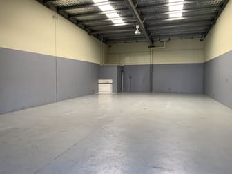 2/1 Distribution Ave Molendinar QLD 4214 - Image 2