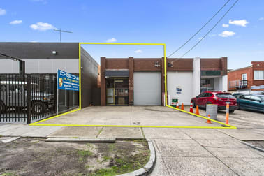 1/5 Ebden Street Moorabbin VIC 3189 - Image 1
