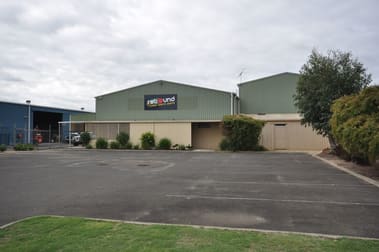 7 Ponsford Chase Busselton WA 6280 - Image 1