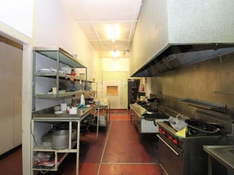 2/160 Margaret Street Toowoomba City QLD 4350 - Image 2