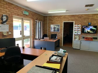 15 Close Way West Kalgoorlie WA 6430 - Image 3