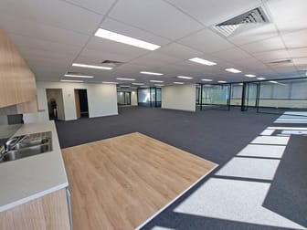 10 Cloyne Road Southport QLD 4215 - Image 3