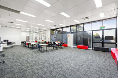 A-B/126 Springvale Road Springvale VIC 3171 - Image 3