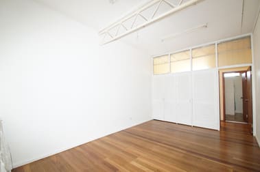 2/211 Beardy Street Armidale NSW 2350 - Image 2