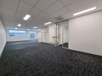 2/78 Wirraway Drive Port Melbourne VIC 3207 - Image 2