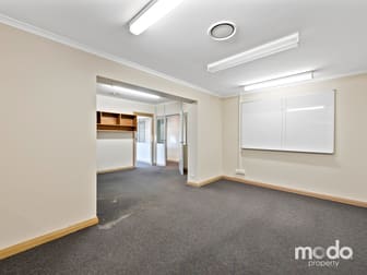 1/3 Ryland Avenue Croydon VIC 3136 - Image 3