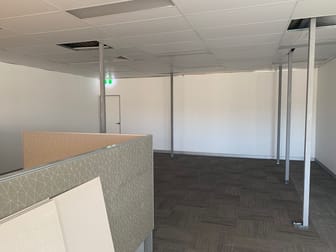 S3/514 Christine Avenue, Easy T shopping center Robina QLD 4226 - Image 2