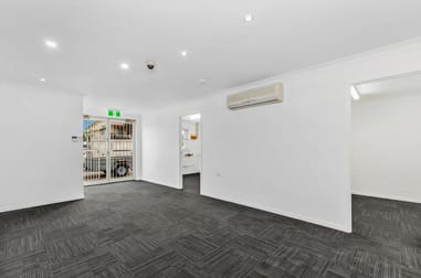 2/18 Somer Street Hyde Park QLD 4812 - Image 3