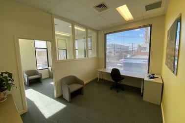 4/308 Centre Road Bentleigh VIC 3204 - Image 2