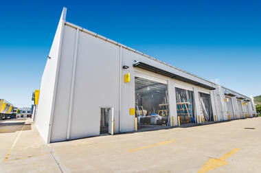 8/547 Woolcock Street Mount Louisa QLD 4814 - Image 3