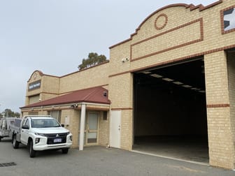 4/2 Pritchard Street O'connor WA 6163 - Image 1