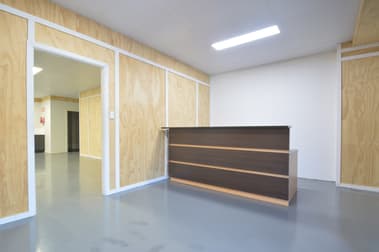 2/30 Shipley Drive Rutherford NSW 2320 - Image 2