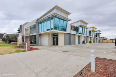 4/9 Caloundra Road Clarkson WA 6030 - Image 2