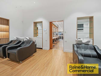 2/110 Macquarie Street Teneriffe QLD 4005 - Image 3