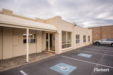 2/15 STURT STREET Mount Gambier SA 5290 - Image 1