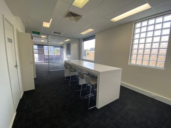 1/12 Gladstone Place South Melbourne VIC 3205 - Image 2