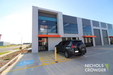 1/16-18 Hamersley Drive Clyde North VIC 3978 - Image 2