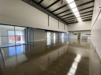1b/15 Hutchinson Street Burleigh Heads QLD 4220 - Image 2