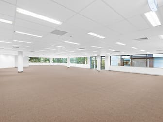 4 Burbank Place Norwest NSW 2153 - Image 2