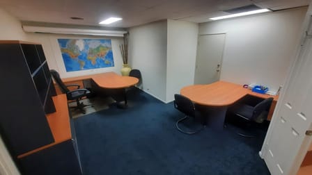 4/32 The Esplanade Paradise Point QLD 4216 - Image 1