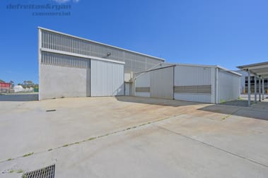 2/30 Ocean Street Kwinana Beach WA 6167 - Image 2