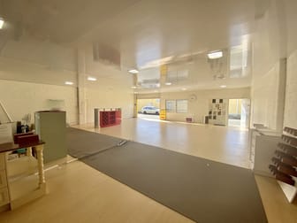 Unit 2/66 Bundall Road Bundall QLD 4217 - Image 3