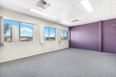 8 Laurio Place Mayfield West NSW 2304 - Image 3