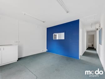 2/118 Bolton Street Eltham VIC 3095 - Image 2