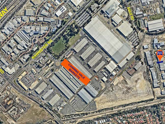 2/50 Mordaunt Cct Canning Vale WA 6155 - Image 3