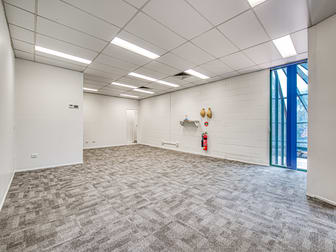 7/1 Helen Street Hillcrest QLD 4118 - Image 2