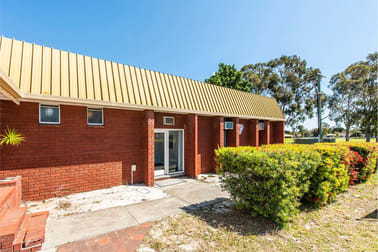 1/124 Briggs Street Welshpool WA 6106 - Image 1