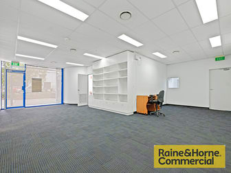11/191 Hedley Avenue Hendra QLD 4011 - Image 3