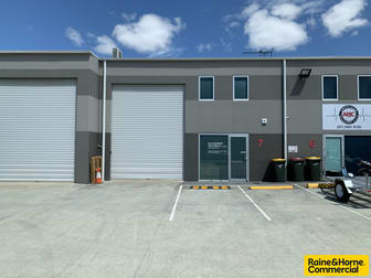 7/6 Oxley Street North Lakes QLD 4509 - Image 1