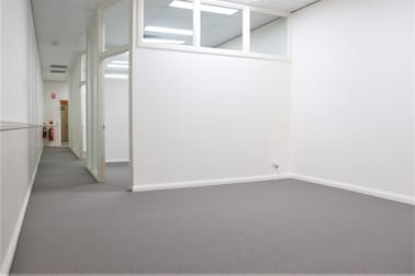 Shop 2/243 Margaret Street Toowoomba City QLD 4350 - Image 2
