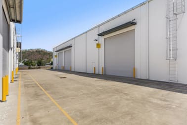 Click to view all images 8/547 Woolcock Street Mount Louisa QLD 4814 - Image 3