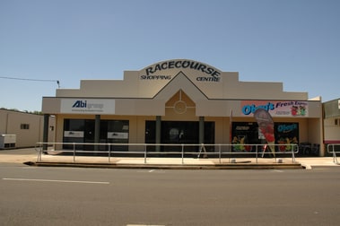 2/106 Maryborough Bundaberg South QLD 4670 - Image 2